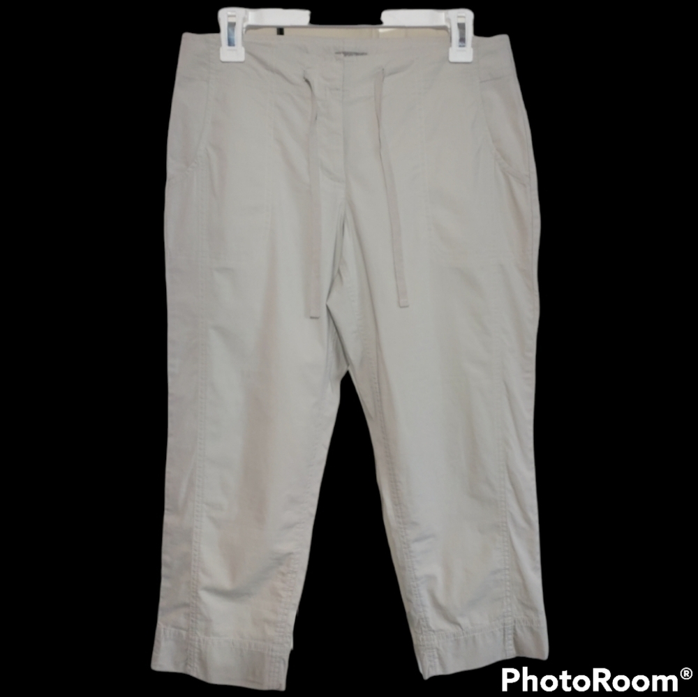 J. Jill cropped beige pants size 6 petite